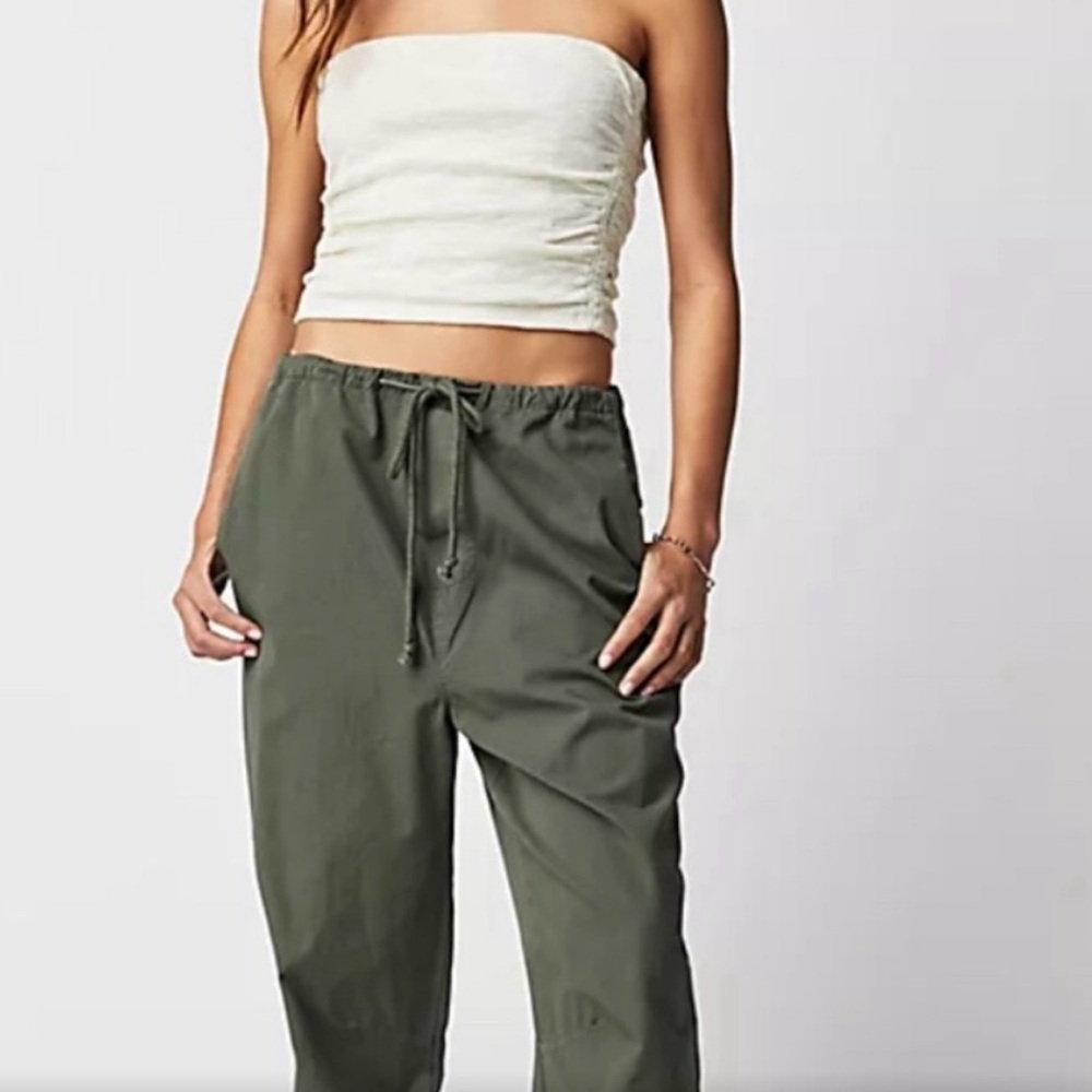 Free People Olive Green Cargo Pants NWT - Picture 2 of 6